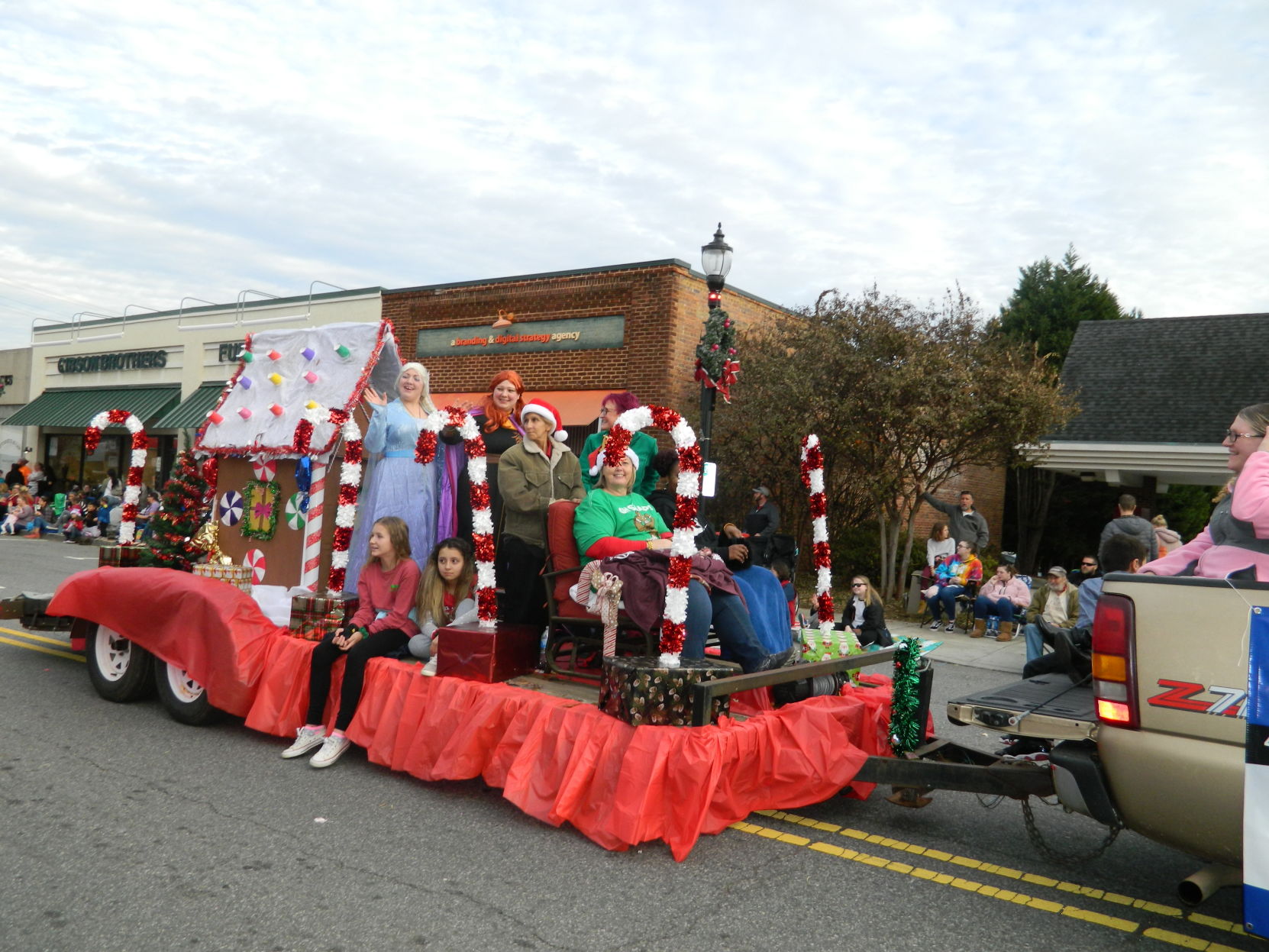 Mooresville Christmas Parade (287).JPG